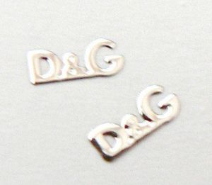 Kovové príklepky do nechtov D&G strieborné | 100ks balenie, 20ks balenie