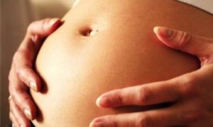 Modelované nechty a tehotenstvo